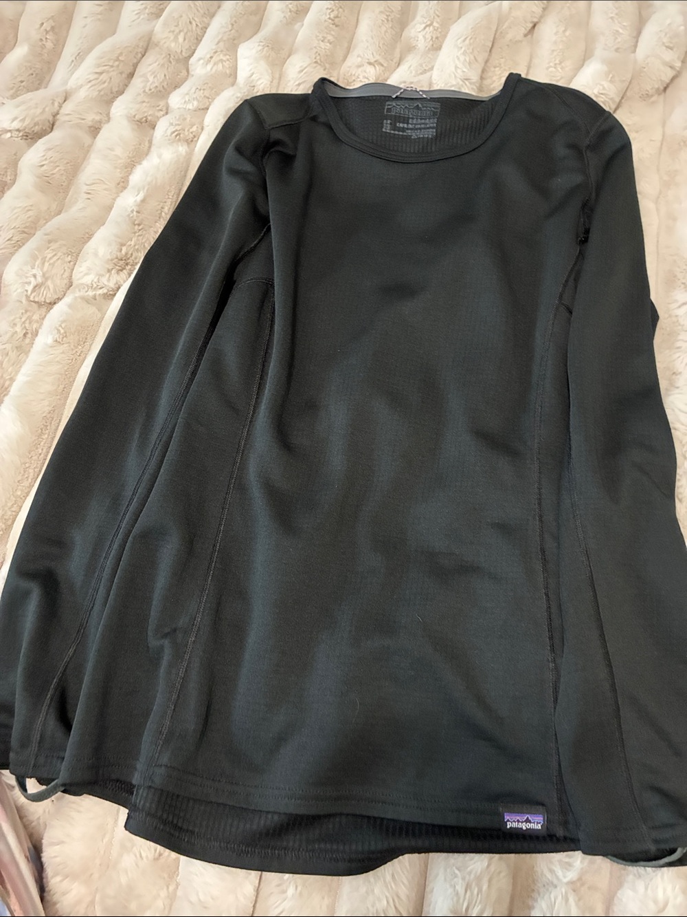 Patagonia woman  Black Crewneck Shirt